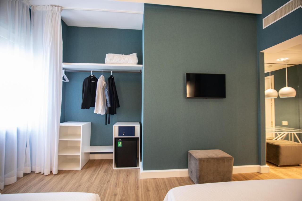 Villa Adriatica Ambienthotels Rimini Esterno foto