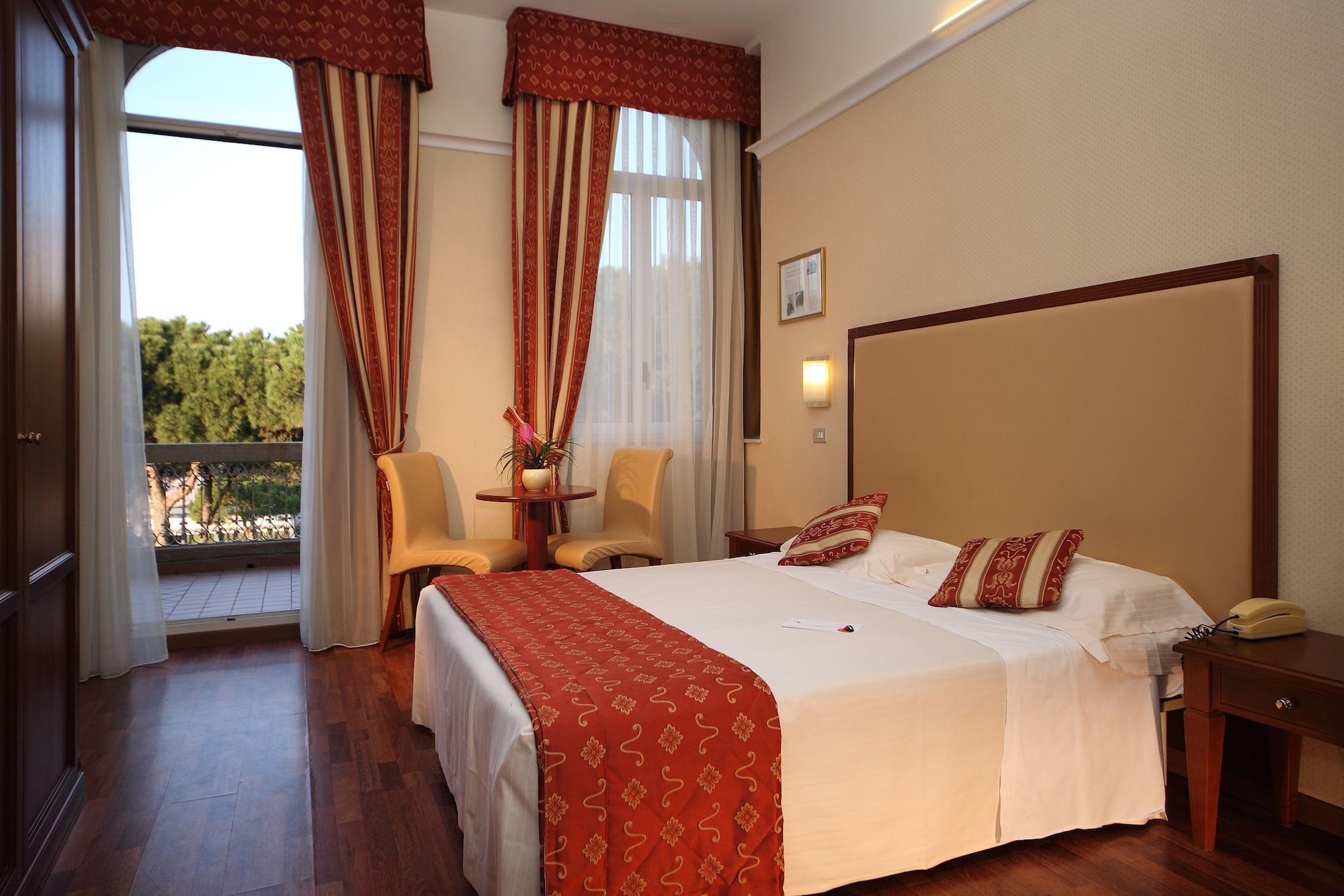 Villa Adriatica Ambienthotels Rimini Esterno foto