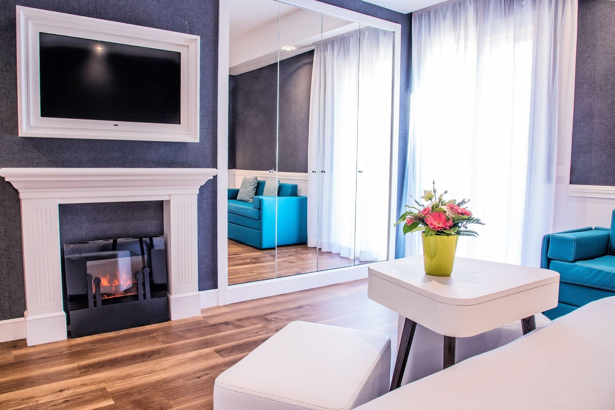Villa Adriatica Ambienthotels Rimini Esterno foto