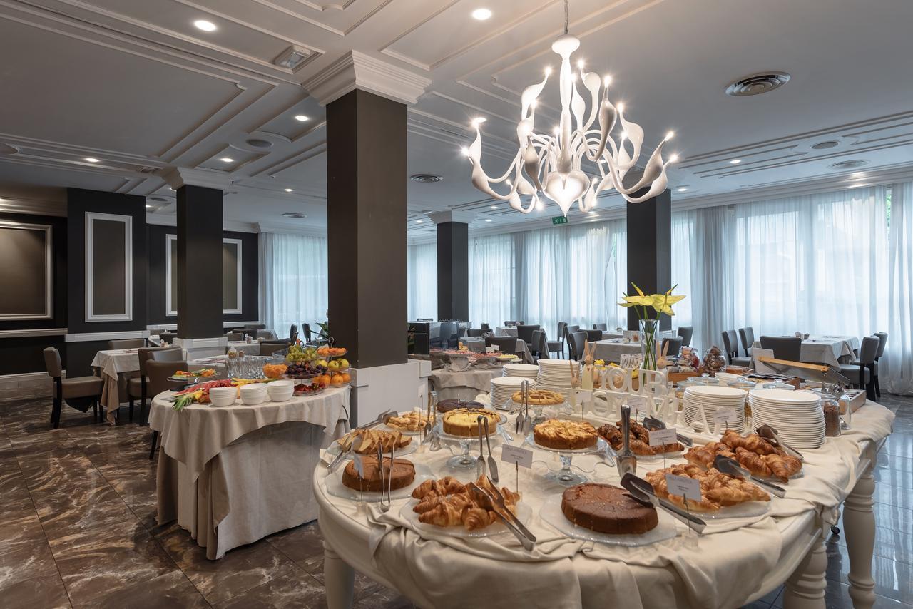 Villa Adriatica Ambienthotels Rimini Esterno foto